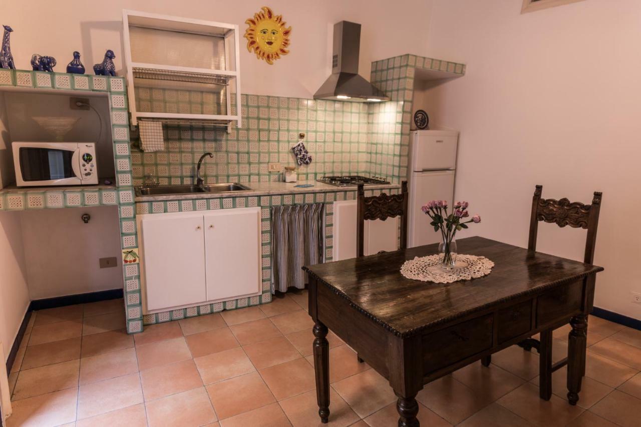 Appartamento Palazzo Pace Al Cassaro 巴勒莫 外观 照片